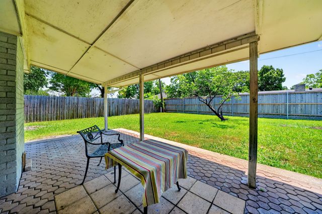 127 Lemley Drive, Heath, TX 75032