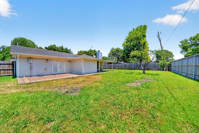 127 Lemley Drive, Heath, TX 75032