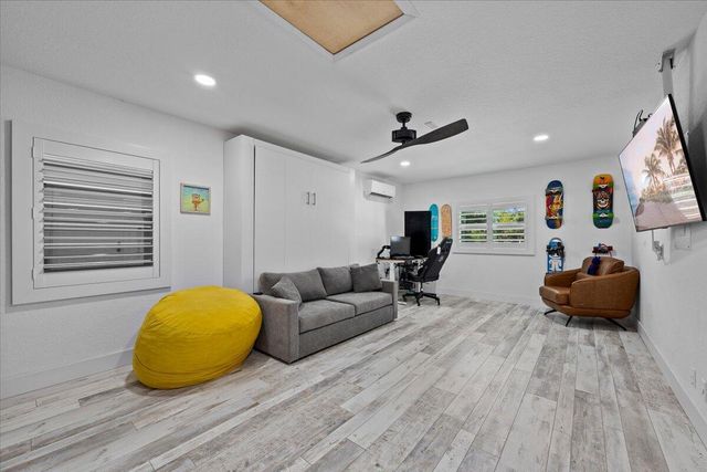 13613 N 62nd Ct Court N, The Acreage, FL 33412