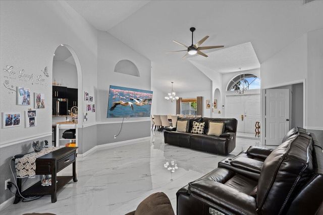 13613 N 62nd Ct Court N, The Acreage, FL 33412