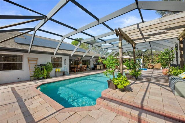 13613 N 62nd Ct Court N, The Acreage, FL 33412