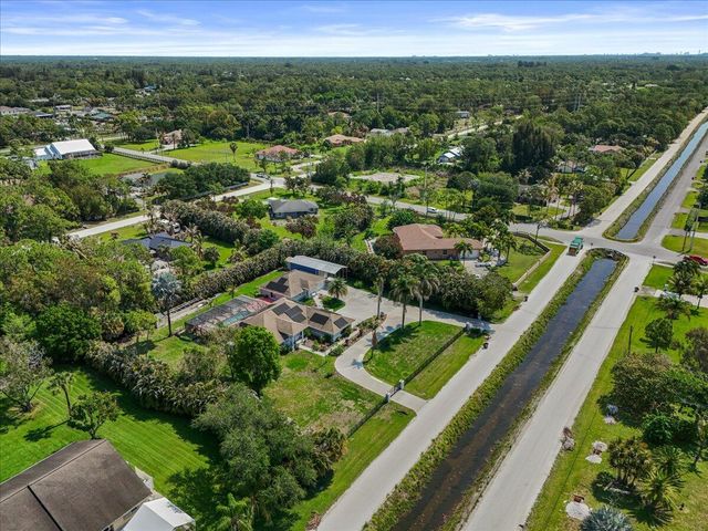 13613 N 62nd Ct Court N, The Acreage, FL 33412