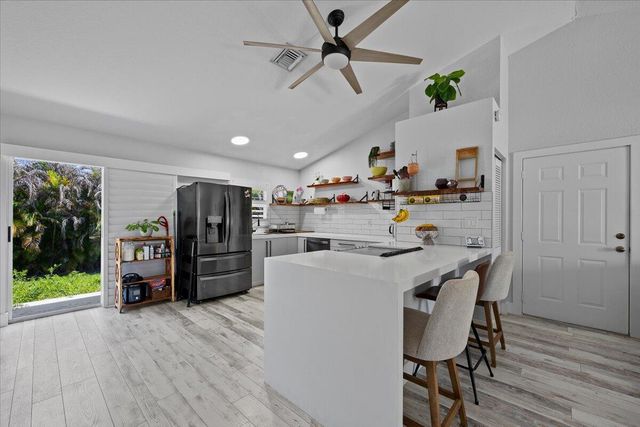 13613 N 62nd Ct Court N, The Acreage, FL 33412
