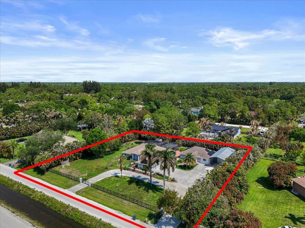 13613 N 62nd Ct Court N, The Acreage, FL 33412