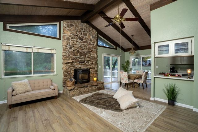 6100 Shasta Rd, Garden Valley, CA 95633