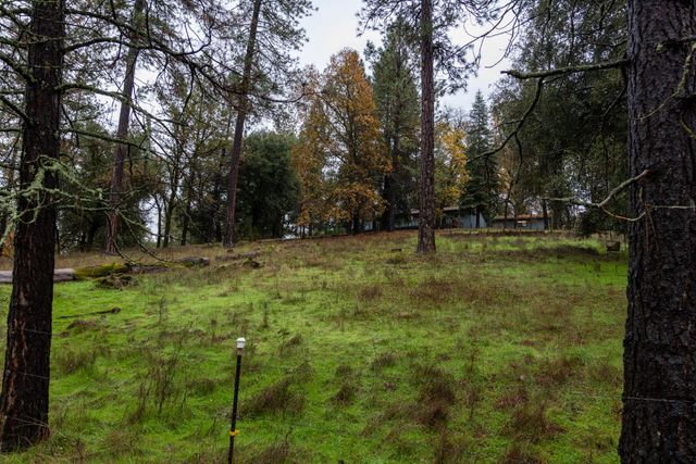 6100 Shasta Rd, Garden Valley, CA 95633