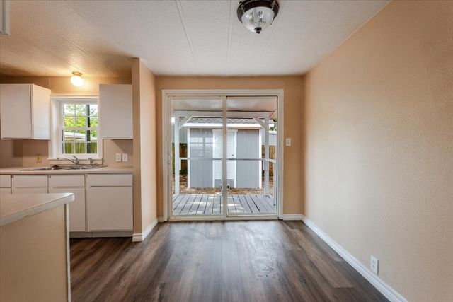 209 Wicker Hill Road, Burleson, TX 76028