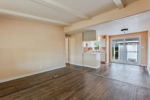 209 Wicker Hill Road, Burleson, TX 76028