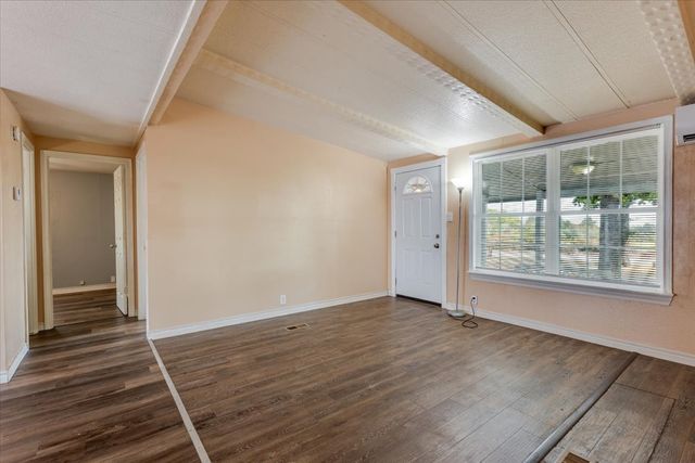 209 Wicker Hill Road, Burleson, TX 76028