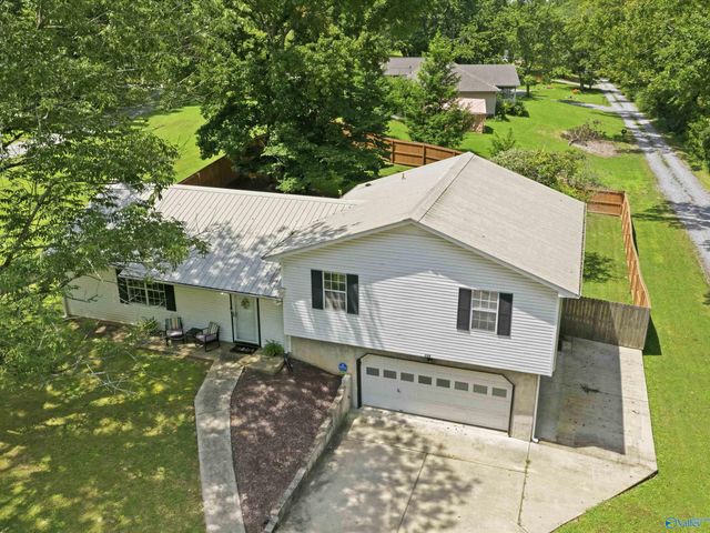 288 Eleven Forty Road, Grant, AL 35747