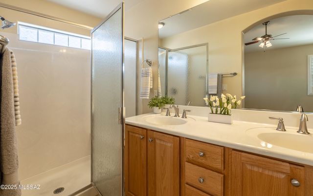 5375 W Eagle Claws Court, Marana, AZ 85658