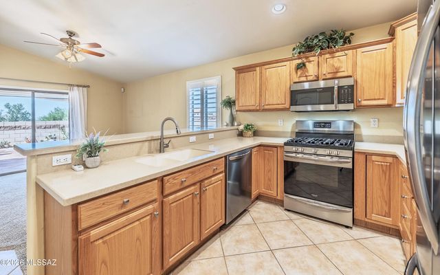 5375 W Eagle Claws Court, Marana, AZ 85658