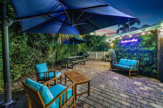 1911 Parker Avenue, West Palm Beach, FL 33401