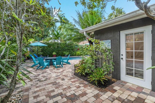 1911 Parker Avenue, West Palm Beach, FL 33401