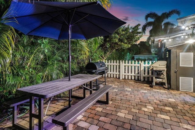 1911 Parker Avenue, West Palm Beach, FL 33401