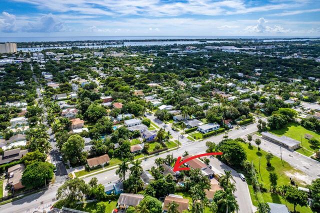 1911 Parker Avenue, West Palm Beach, FL 33401