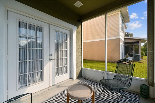 8209 DOWN ROYAL ROAD, Tampa, FL 33610