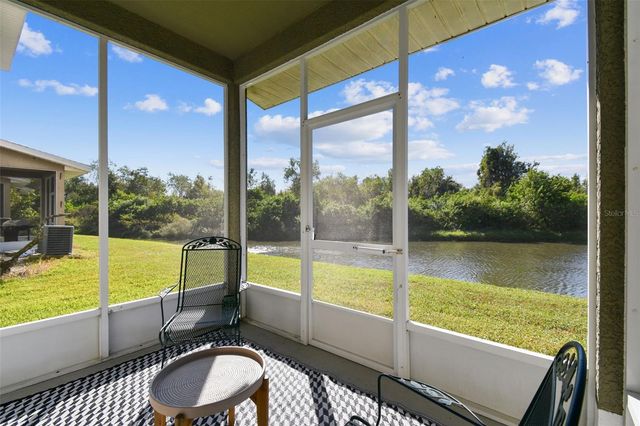 8209 DOWN ROYAL ROAD, Tampa, FL 33610