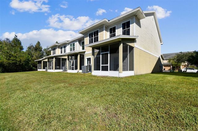 8209 DOWN ROYAL ROAD, Tampa, FL 33610