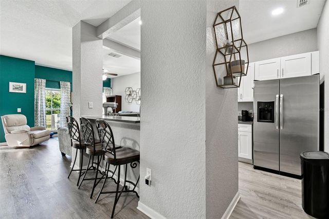 8209 DOWN ROYAL ROAD, Tampa, FL 33610