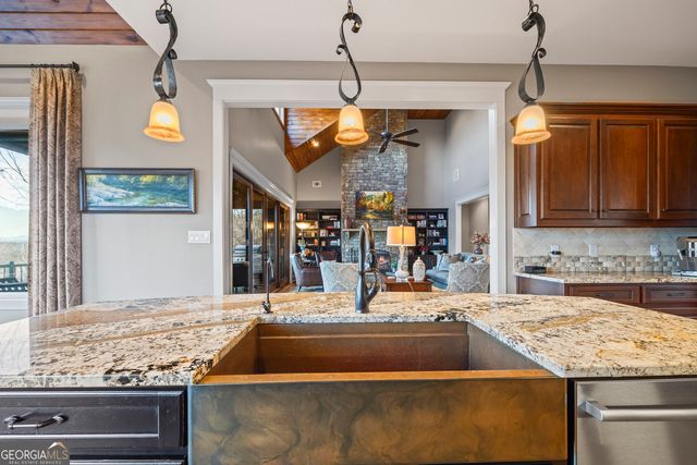 1308 Currahee Club Drive, Toccoa, GA 30577