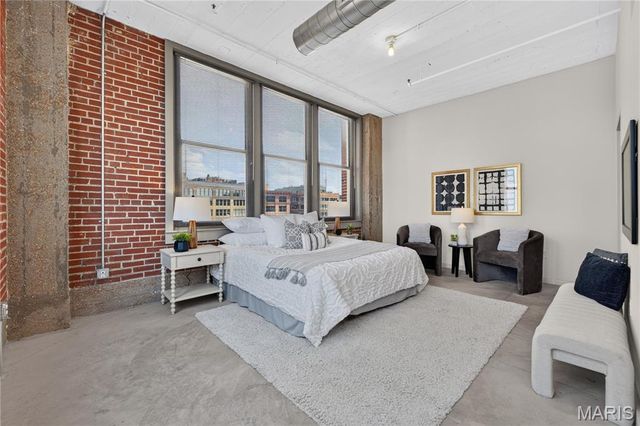 1627 Locust Street 705, St Louis, MO 63103