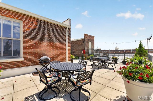 1627 Locust Street 705, St Louis, MO 63103