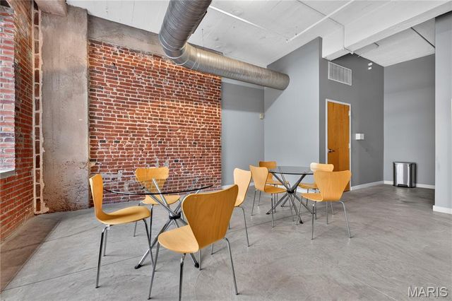 1627 Locust Street 705, St Louis, MO 63103