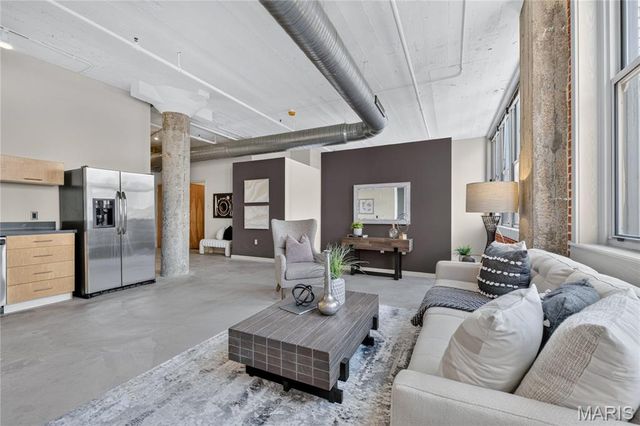 1627 Locust Street 705, St Louis, MO 63103