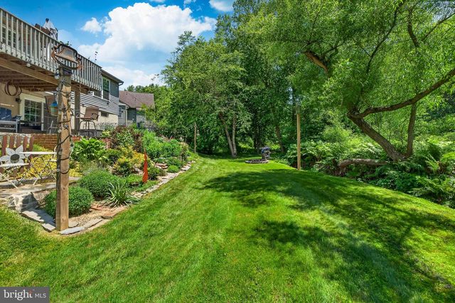6016 WHITNEY CT, Landenberg, PA 19350