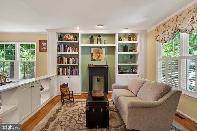 6016 WHITNEY CT, Landenberg, PA 19350