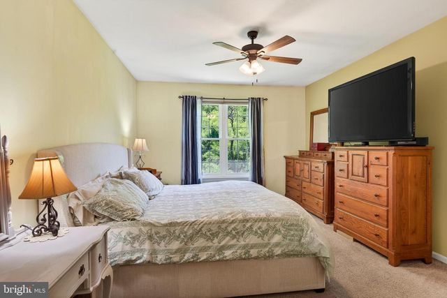 6016 WHITNEY CT, Landenberg, PA 19350
