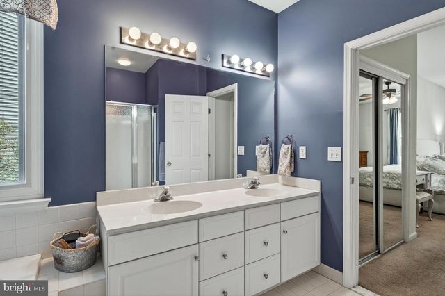 6016 WHITNEY CT, Landenberg, PA 19350
