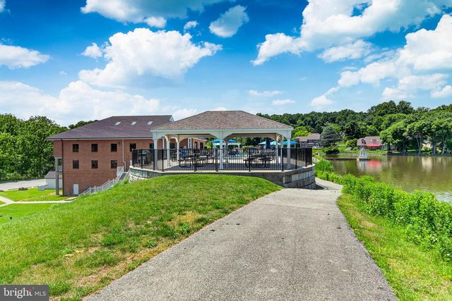 6016 WHITNEY CT, Landenberg, PA 19350