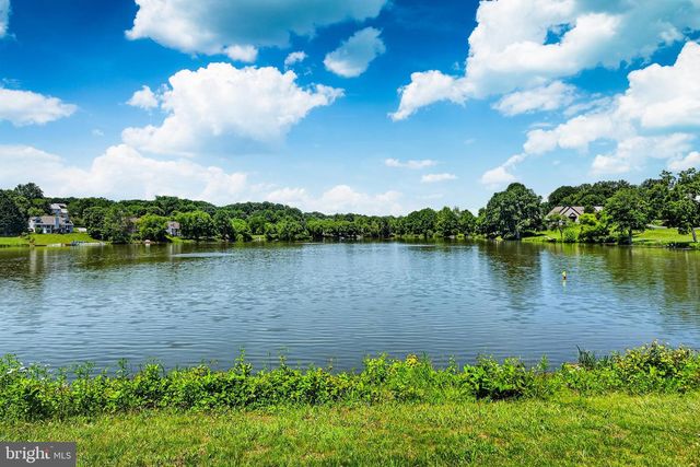 6016 WHITNEY CT, Landenberg, PA 19350