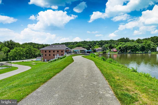 6016 WHITNEY CT, Landenberg, PA 19350