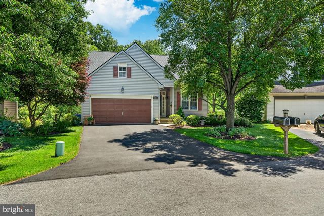 6016 WHITNEY CT, Landenberg, PA 19350