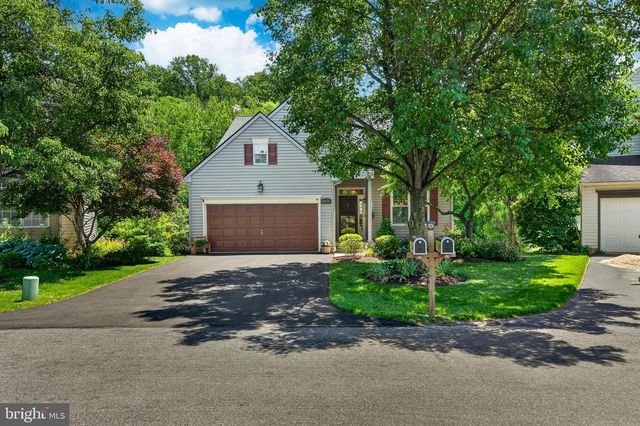 6016 WHITNEY CT, Landenberg, PA 19350