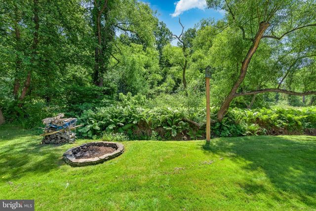 6016 WHITNEY CT, Landenberg, PA 19350
