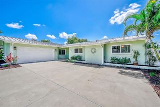809 JACARANDA DRIVE, Largo, FL 33770