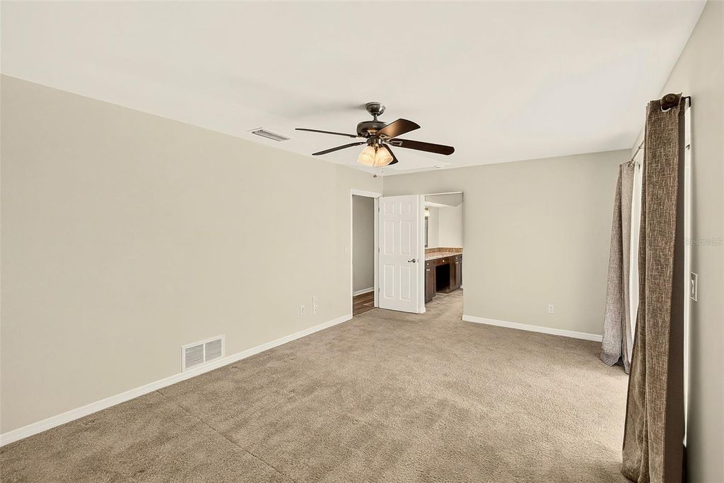 Image 28 of property listing at 809 JACARANDA DRIVE, Largo, FL 33770