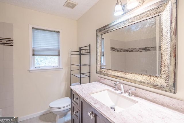 3142 Brooks Drive, Snellville, GA 30078