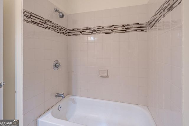 3142 Brooks Drive, Snellville, GA 30078