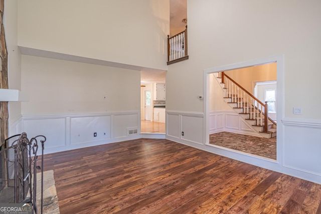 3142 Brooks Drive, Snellville, GA 30078