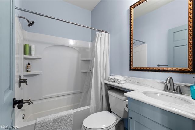 900 Main Street, Wellsburg, WV 26070
