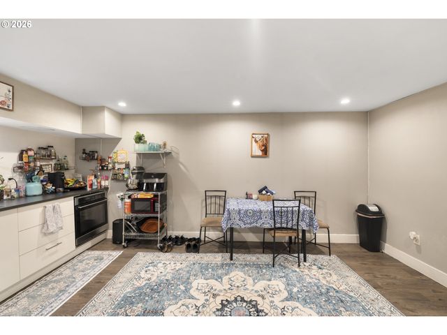 10413 Se RAMONA St, Portland, OR 97266