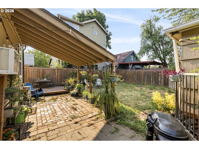 10413 Se RAMONA St, Portland, OR 97266