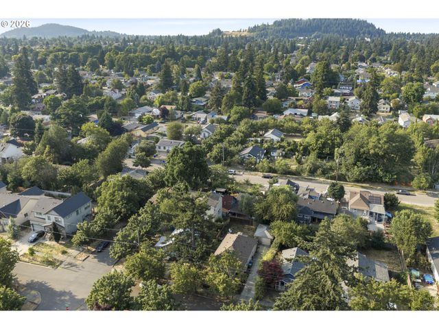 10413 Se RAMONA St, Portland, OR 97266