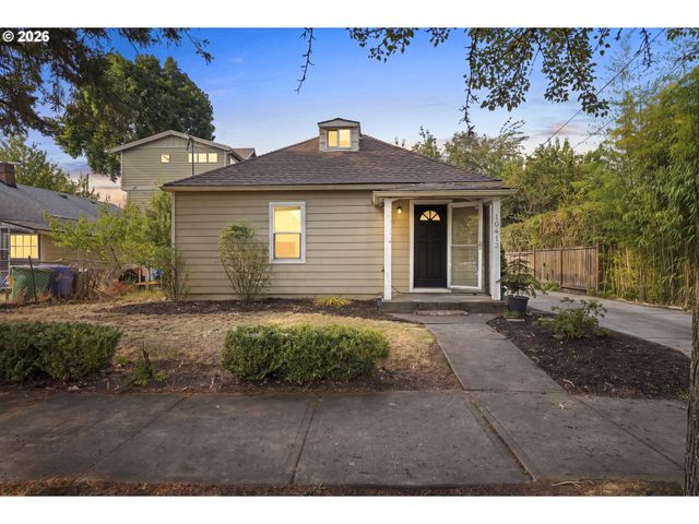10413 Se RAMONA St, Portland, OR 97266