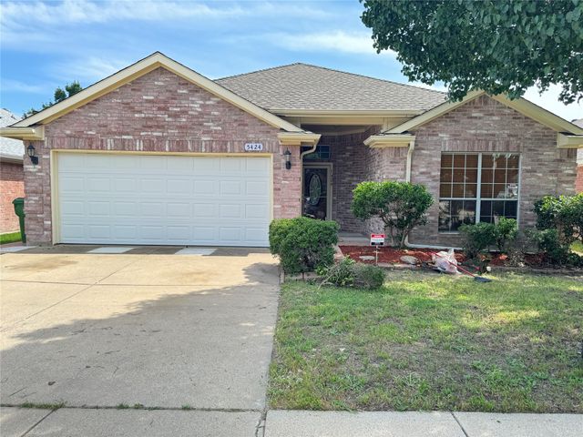 5424 Caribou Ridge Drive, Watauga, TX 76137